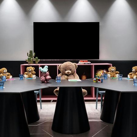 Moxy Athens City 외부 사진